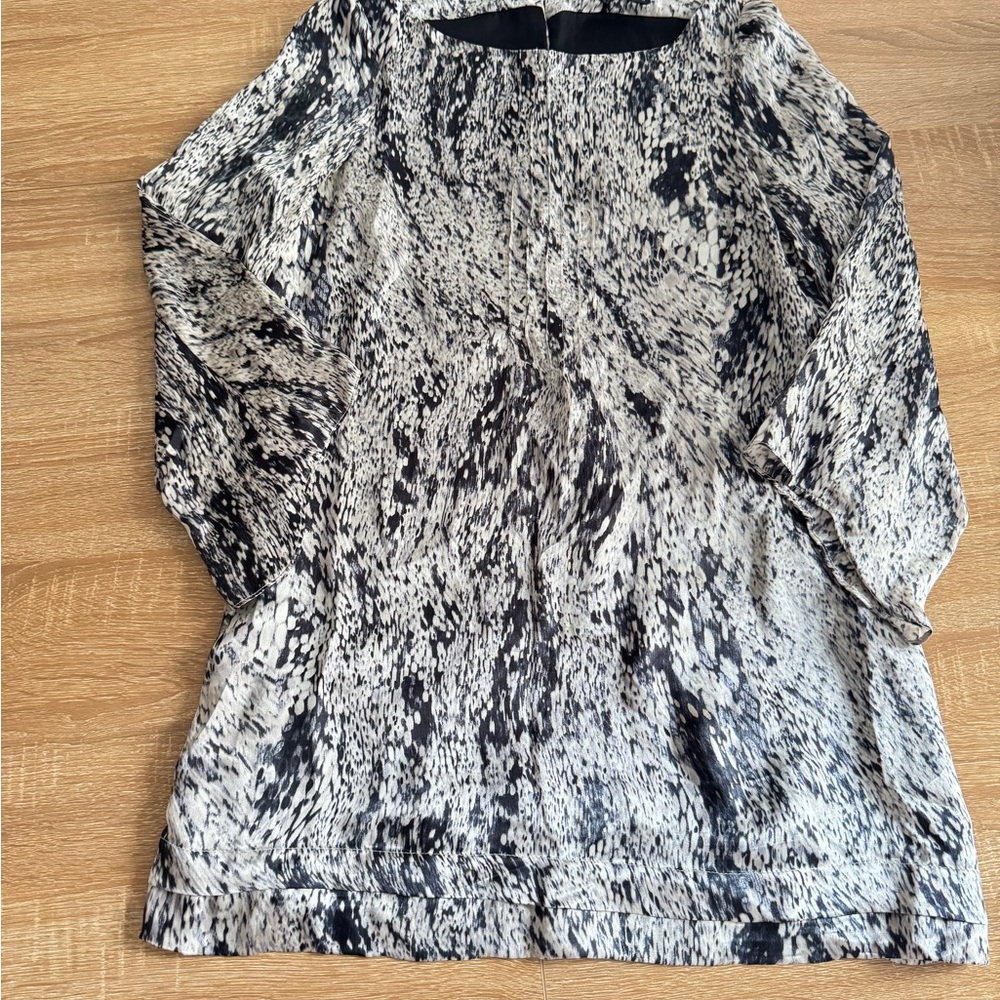 Zara Monochrome Abstract Blouse